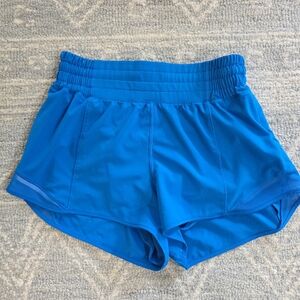 Poolside Lululemon Hotty Hot HR 2.5 Inch Size 6
